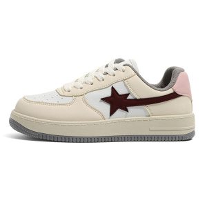 Casual sneakers