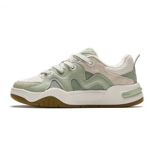 sneaker women's